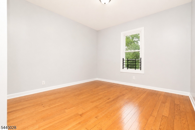 136 Dewey St Property Photo 14