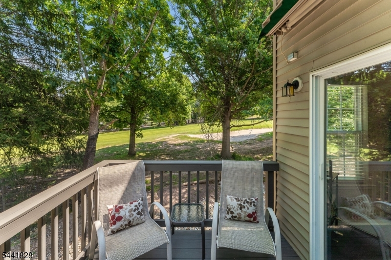 25 Forsgate Ter Property Photo 4