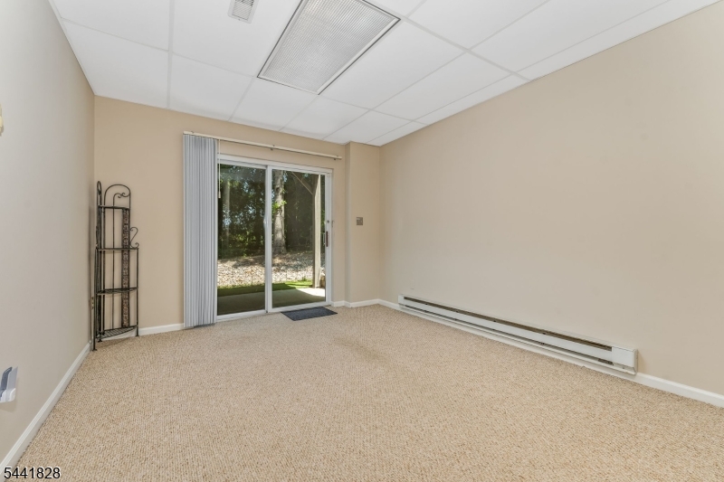 25 Forsgate Ter Property Photo 28