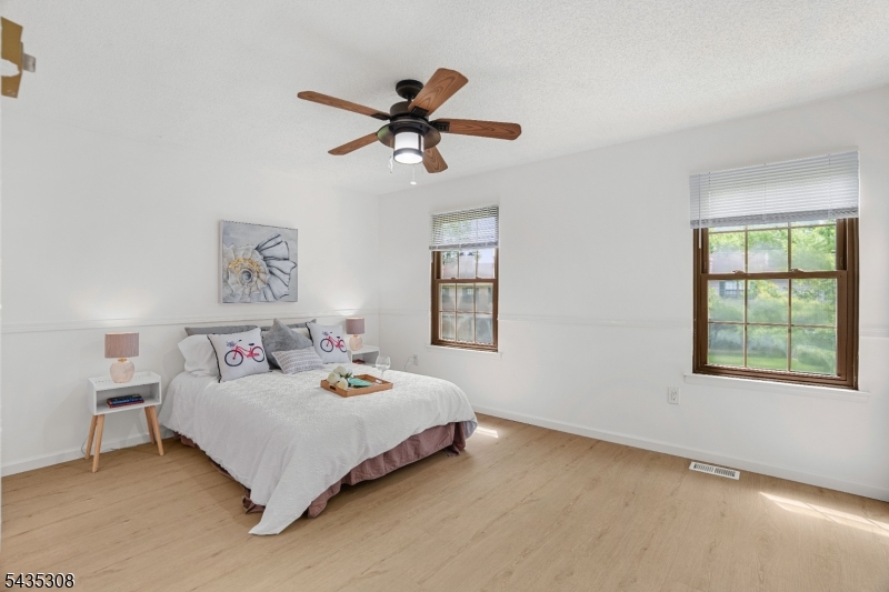 309 English Place Property Photo 14