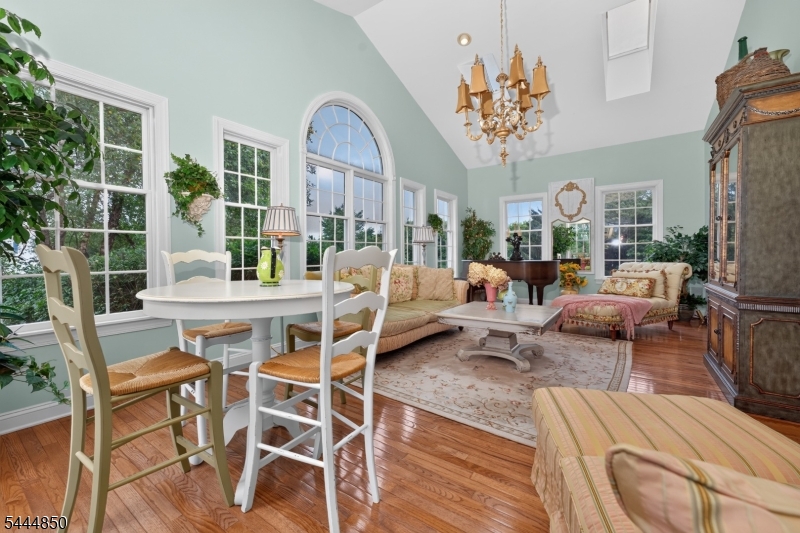 4 Riverview Ct Property Photo 19