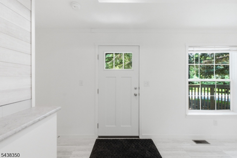 1 Sherwood Park Property Photo 6