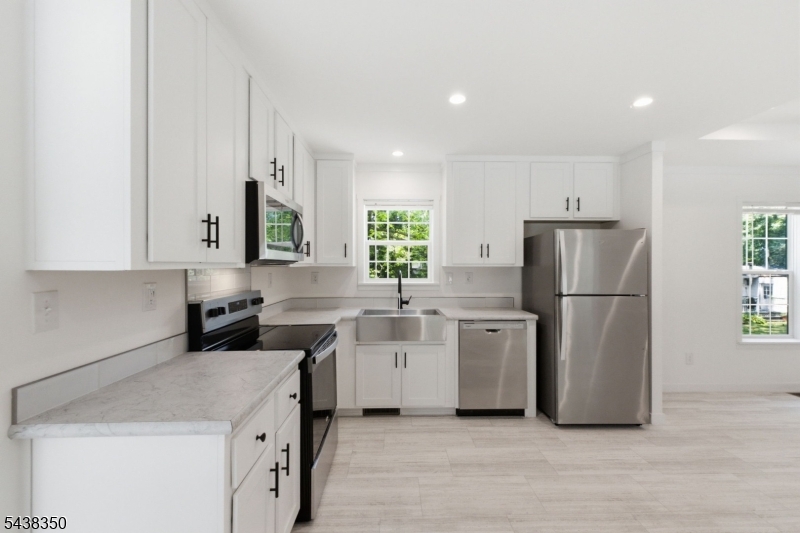 1 Sherwood Park Property Photo 12