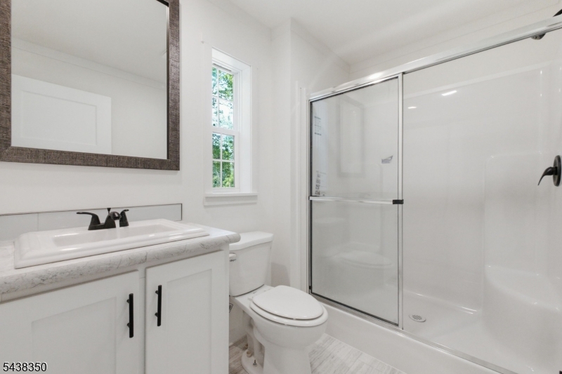 1 Sherwood Park Property Photo 17