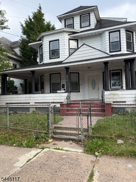 454 Park Ave 2 Property Photo 1