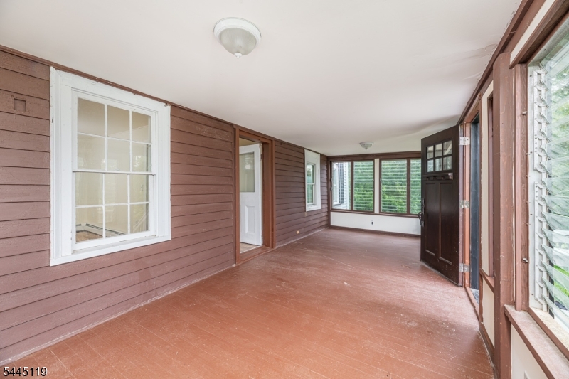 68 Libertyville Rd Property Photo 13