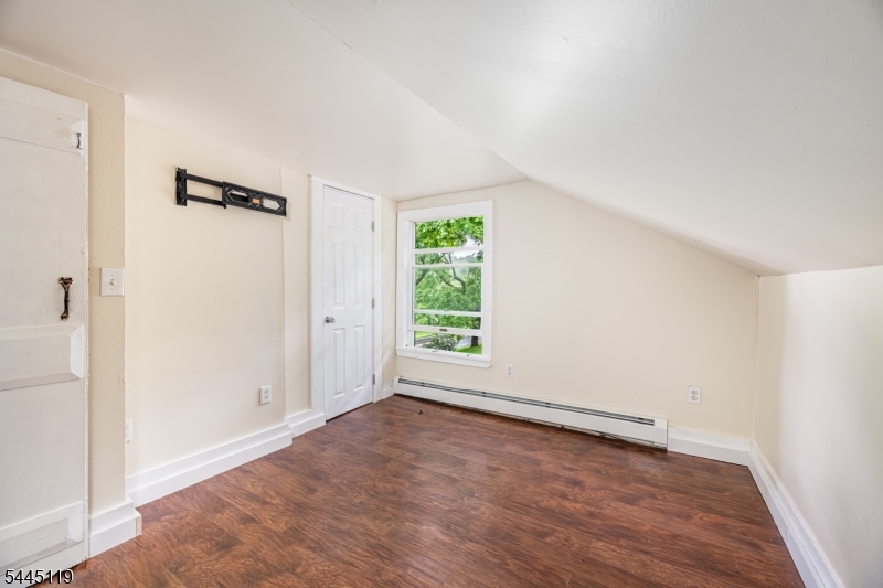 68 Libertyville Rd Property Photo 19