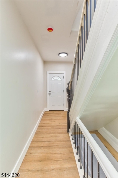 152 N Clinton St Property Photo 12