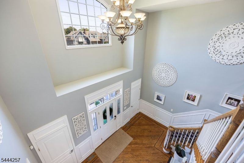 8 Ferndale Pl Property Photo 8