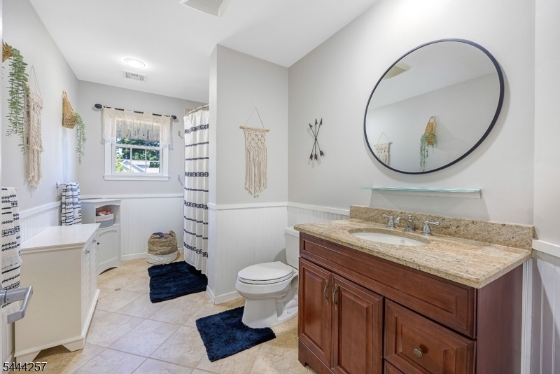 8 Ferndale Pl Property Photo 34