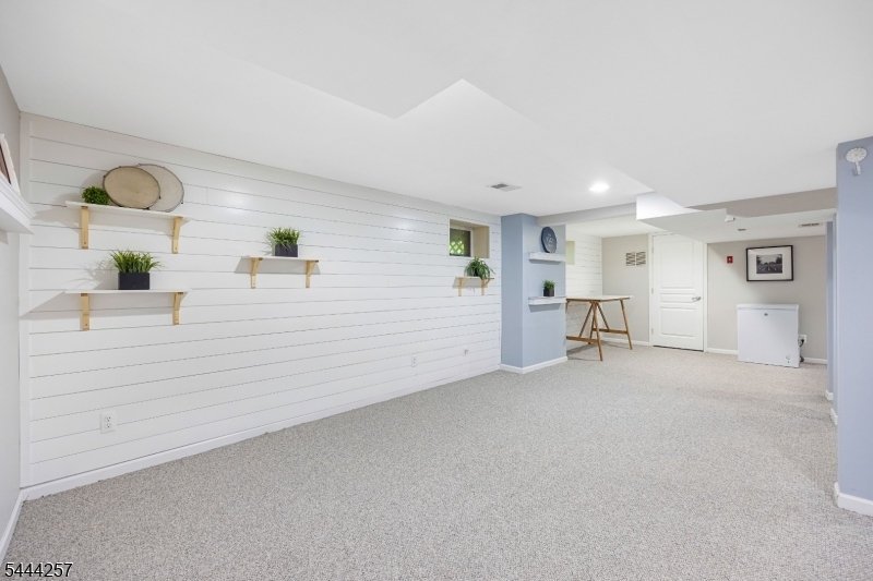 8 Ferndale Pl Property Photo 40
