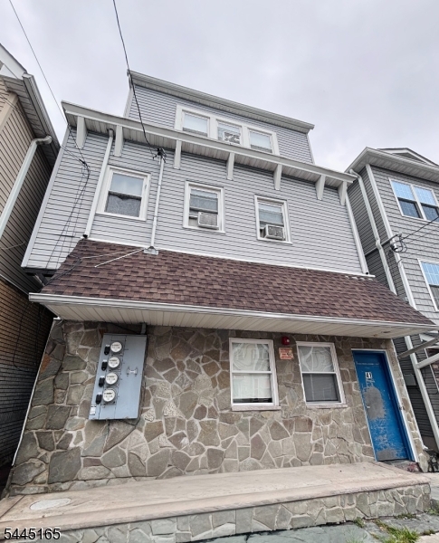41 Cedar St Property Photo 2