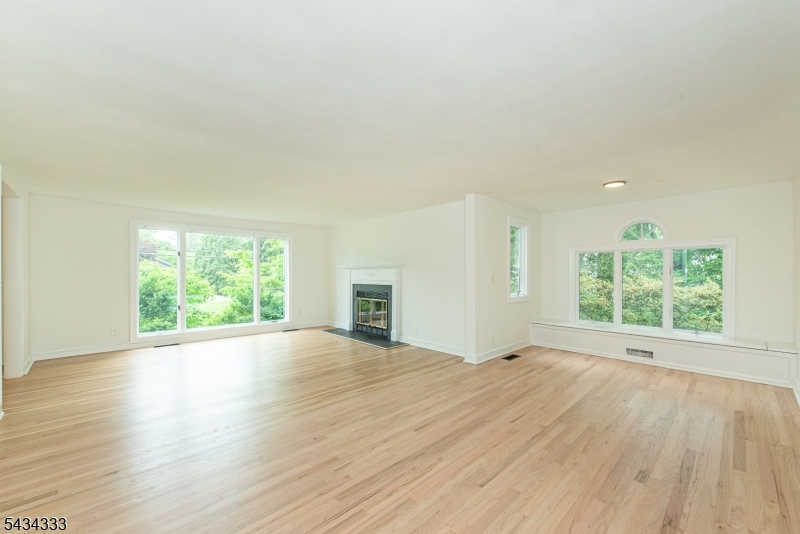 163 Sand Spring Rd Property Photo 17