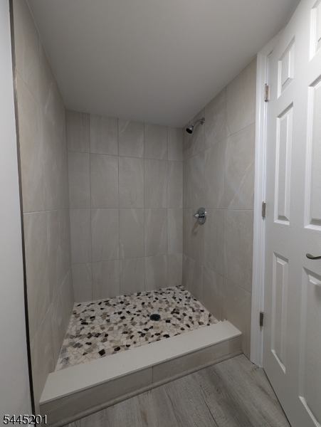 15 3rd St Property Photo 9
