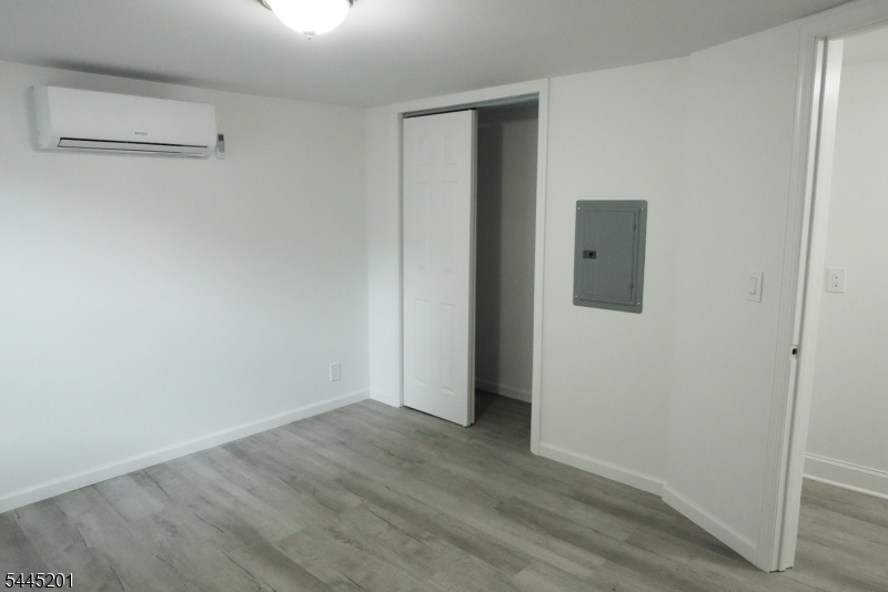 15 3rd St Property Photo 10