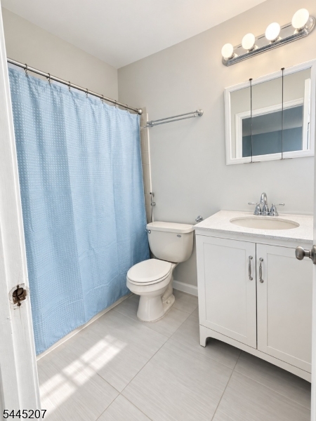 231 Mcauliffe Ct Property Photo 7