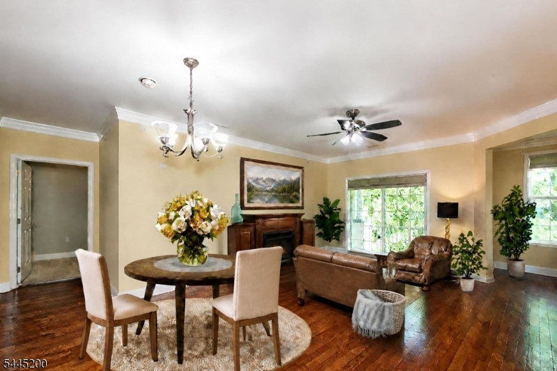1305 Hale Dr 305 Property Photo 13