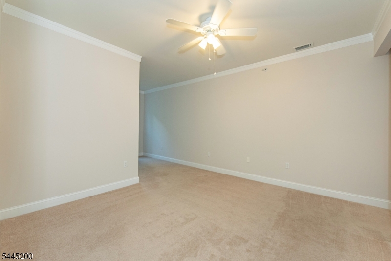 1305 Hale Dr 305 Property Photo 26