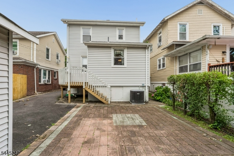 23 Princeton St Property Photo 29