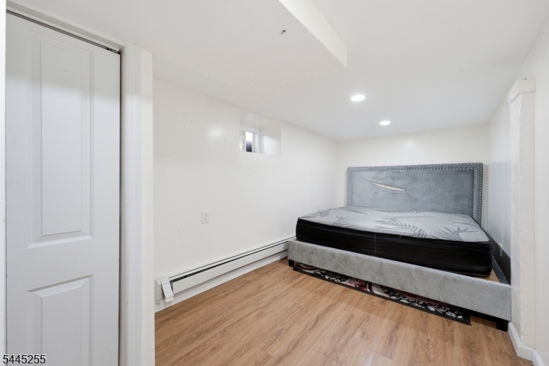 183 Graham Ave Property Photo 23