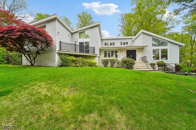 8 Union Hill Rd Property Photo 1