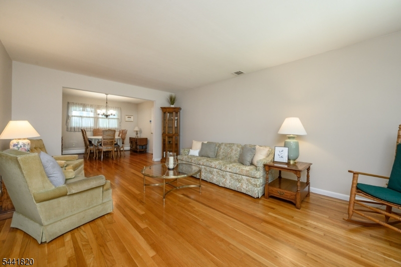 29 Rutgers Rd Property Photo 4