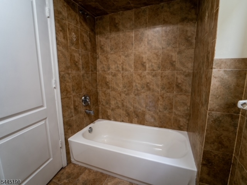 26 Mount Pleasant Ave Property Photo 11
