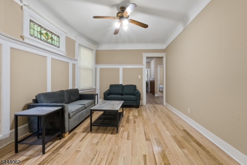 197 Hollywood Ave 1 Property Photo 7