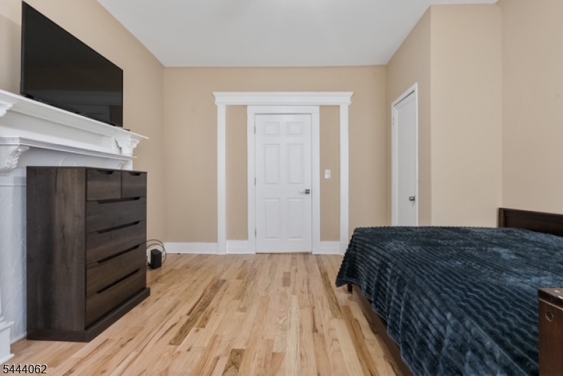 197 Hollywood Ave 1 Property Photo 26