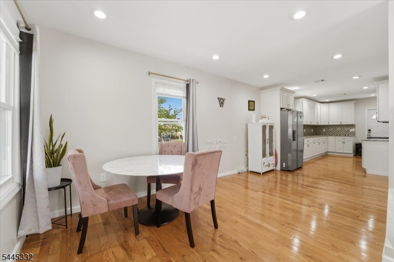 409 Hancock St Property Photo 15