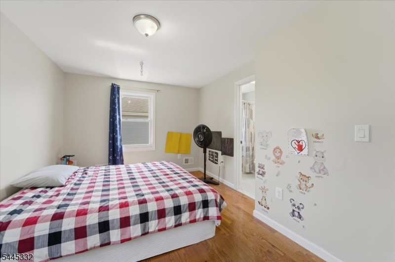409 Hancock St Property Photo 31