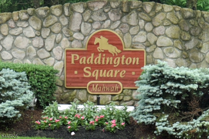 1047 Cambridge Court 1047