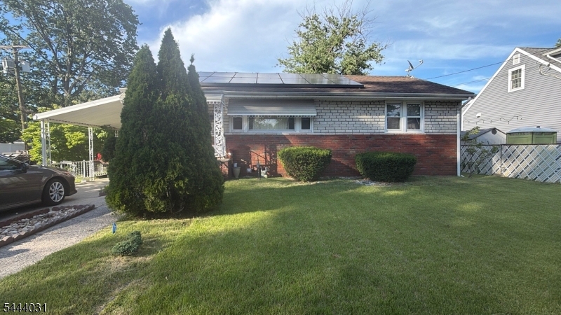 716 Lincoln St Property Photo 1