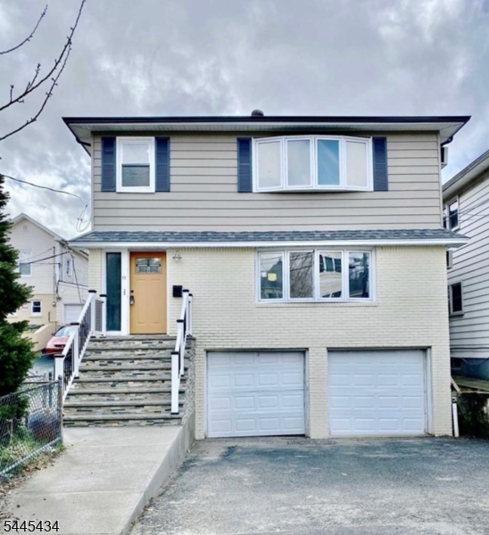 15 Wallace St 2 Property Photo 1