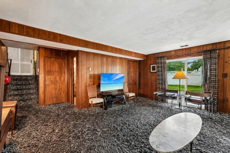 26 Devon Dr Property Photo 16