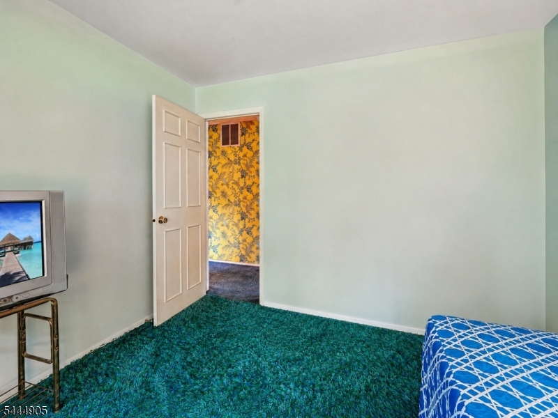 26 Devon Dr Property Photo 22