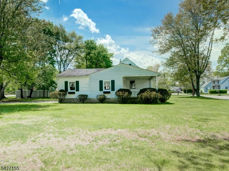 24 George St Property Photo 5