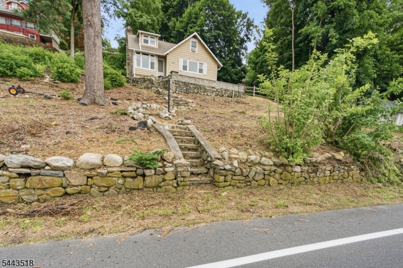 255 E Shore Trl Property Photo 7