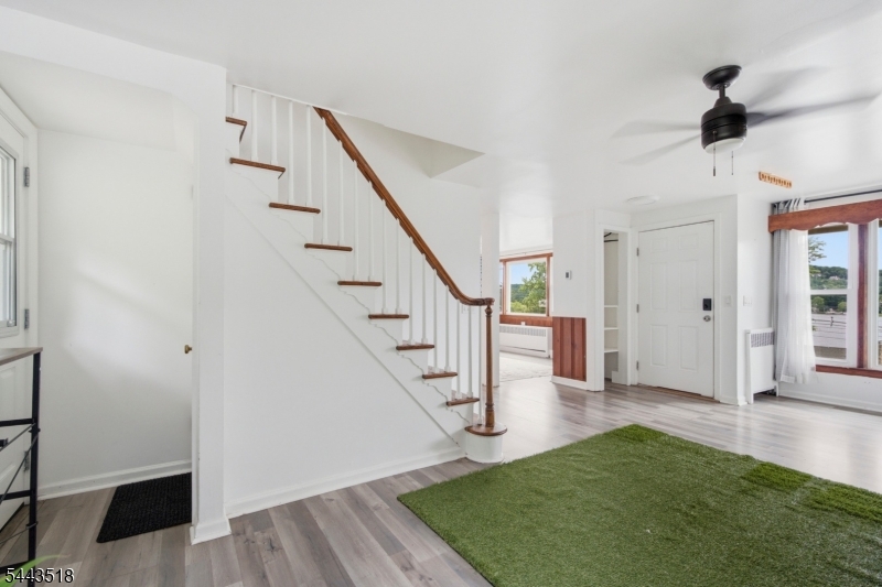 255 E Shore Trl Property Photo 11