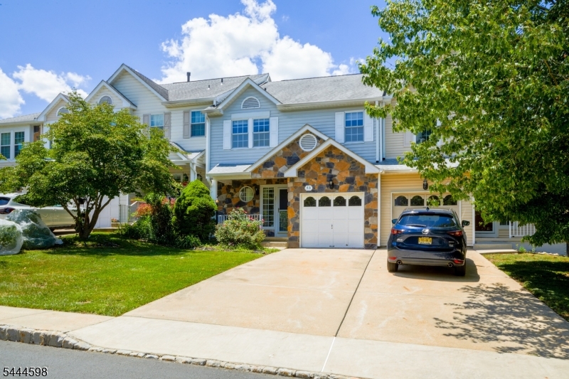 53 Castleton Rd Property Photo 2