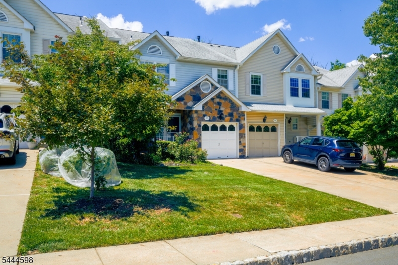 53 Castleton Rd Property Photo 3