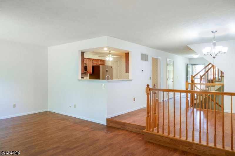 53 Castleton Rd Property Photo 10
