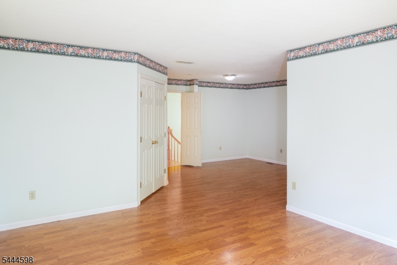 53 Castleton Rd Property Photo 15