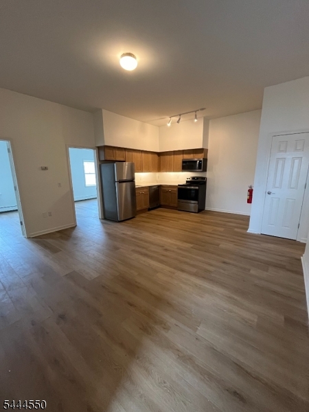 403 S Main St - Unit 302 302 Property Photo 1
