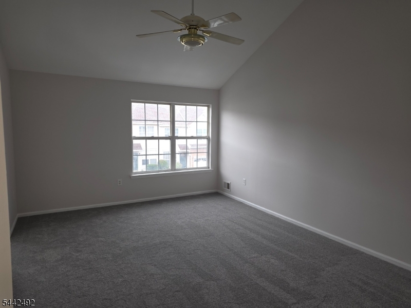 12 Gallop Ln Property Photo 12