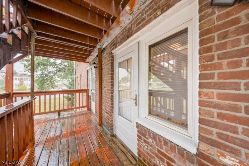 5 Stanford Dr Property Photo 9