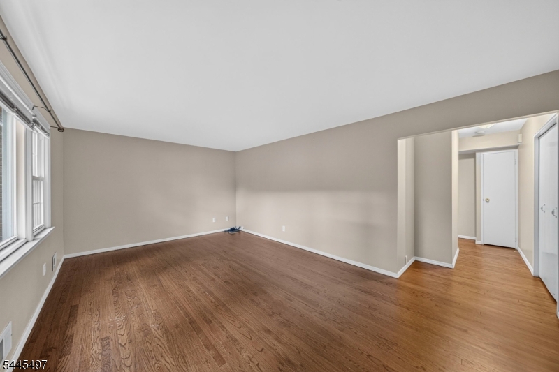 5 Stanford Dr Property Photo 11