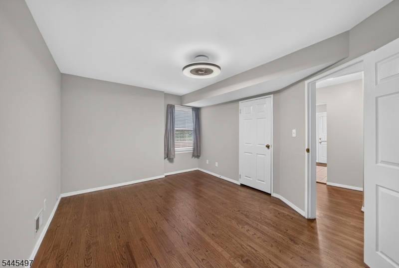 5 Stanford Dr Property Photo 17