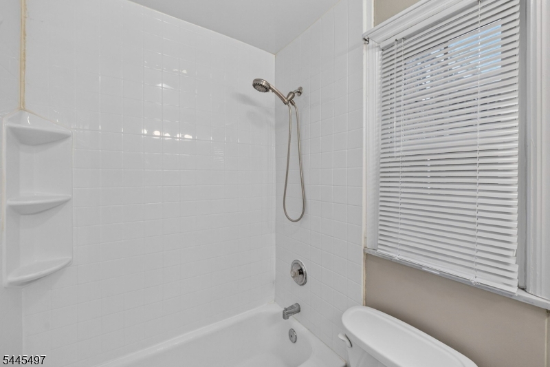 5 Stanford Dr Property Photo 21