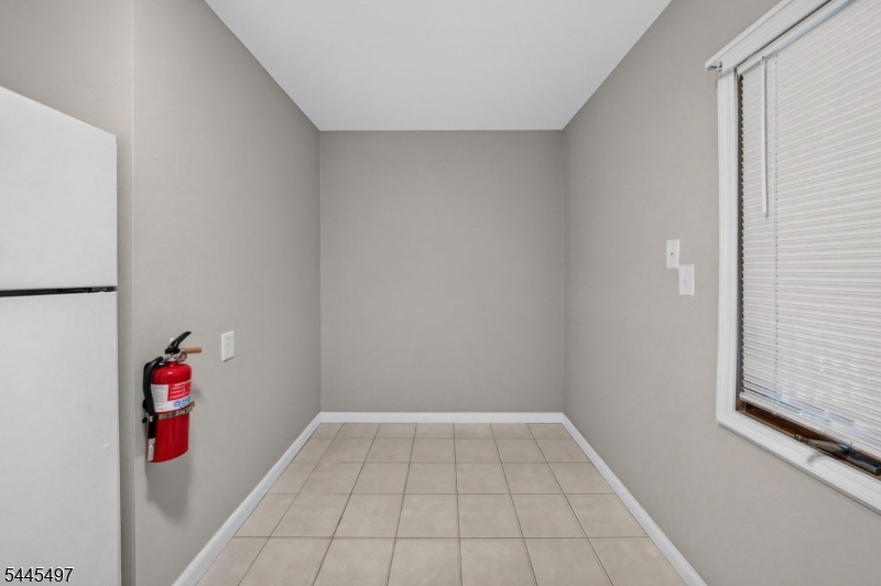 5 Stanford Dr Property Photo 23